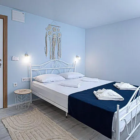 Rhea / рея بيت ضيافة بالشيك