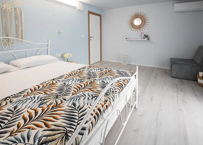 Maison d'hôtes Rhea / рея Balchik